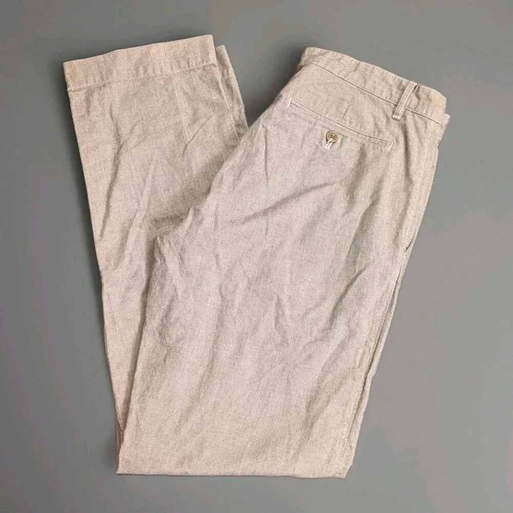Banana Republic Straight Fit Shark‎ Brown Traveler Pants 32/34